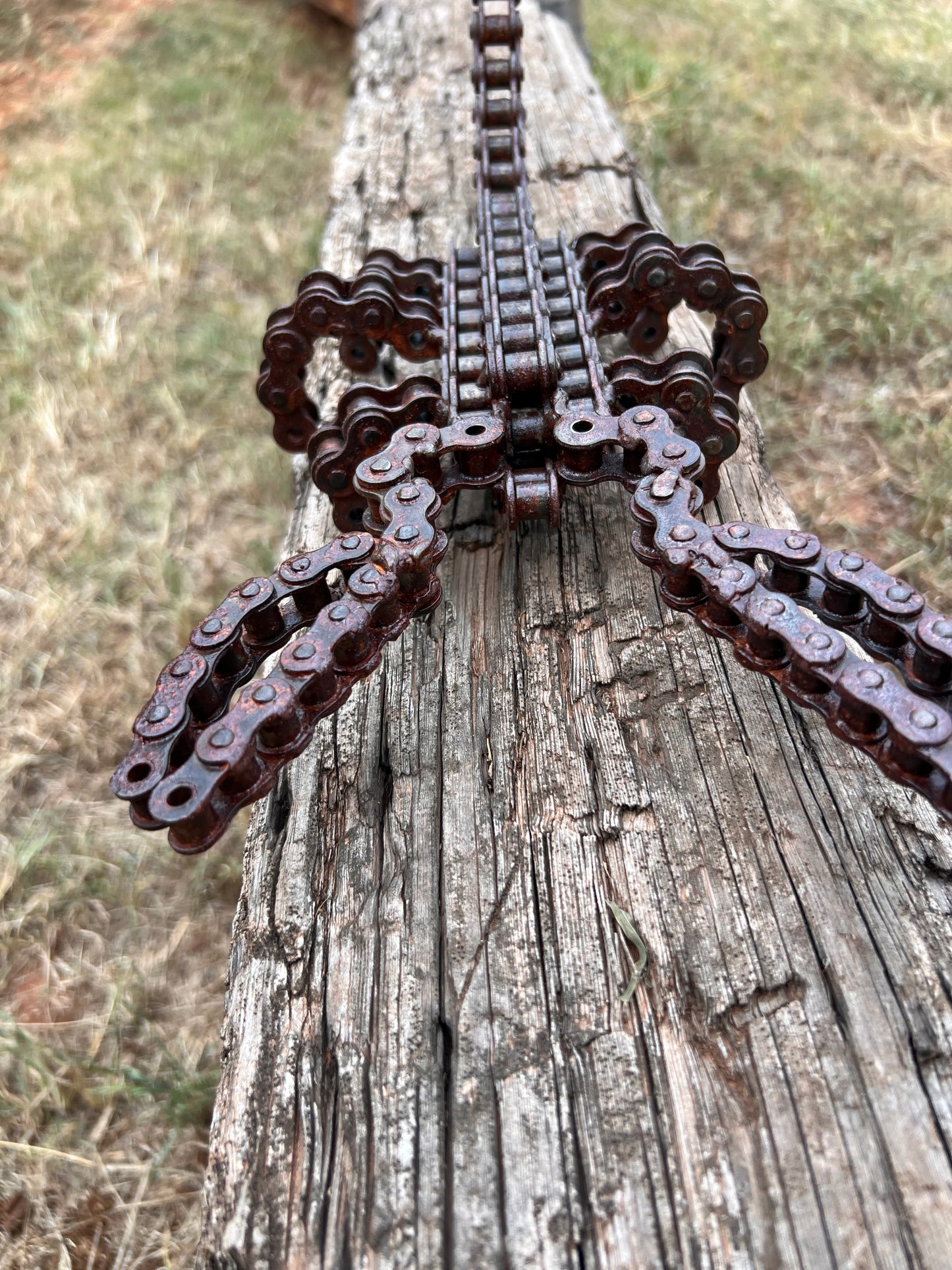 Scorpion Yard Art Sculpture - Welded Chain-one of a kind